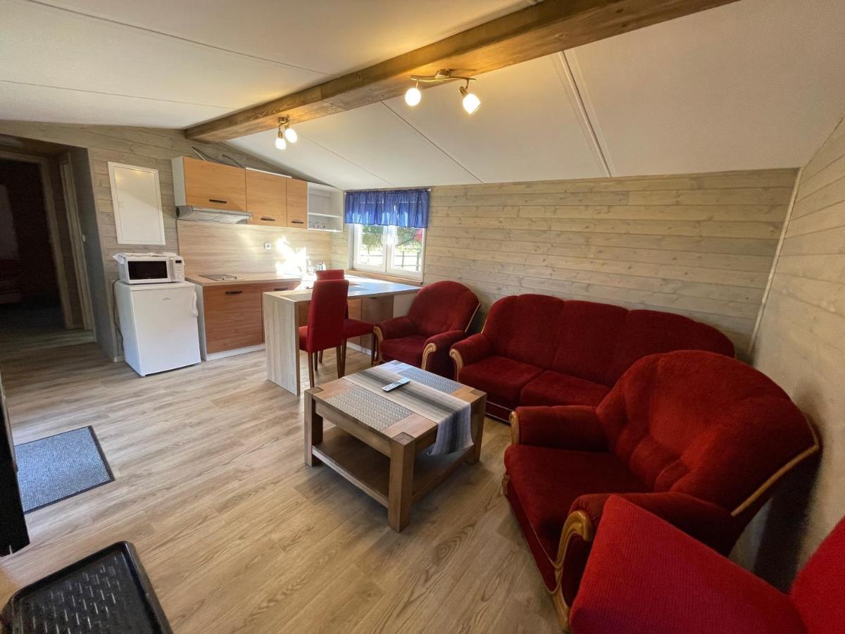 Ferienwohnung Domceky Na Ranci Sucany Exterior foto